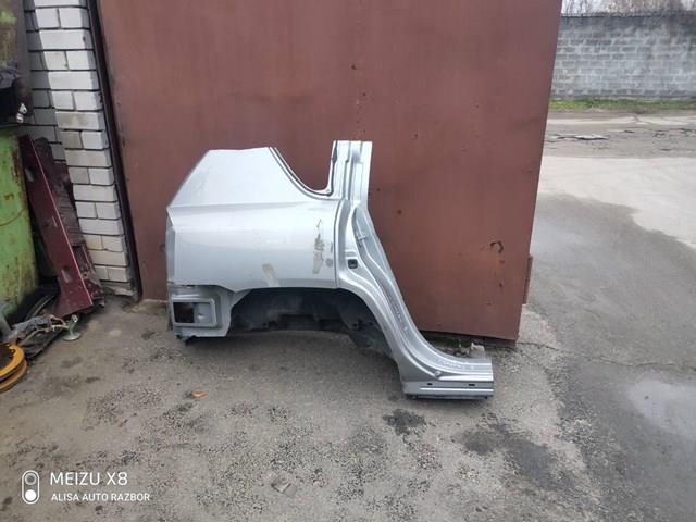 Крило заднє праве 68001972AF CHRYSLER