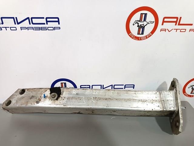 Кронштейн підсилювача переднього бампера 68172144AA CHRYSLER