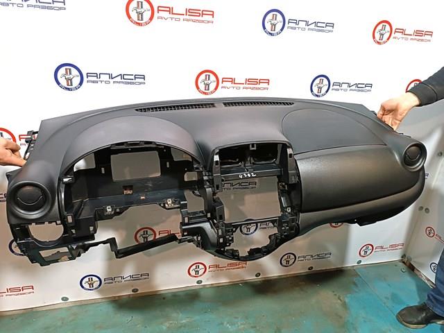 Панель приладів торпеди 682003WC0A NISSAN