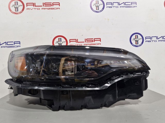 Фара правая 68275944AE CHRYSLER