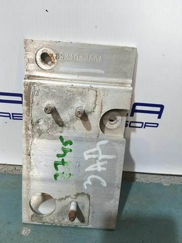 Кронштейн підсилювача заднього бампера 852103JA0A NISSAN