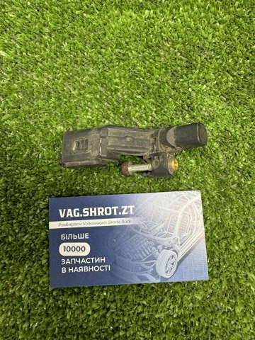 Датчик управління двигуном 036906433A VAG