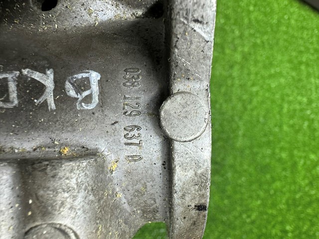 Клапан EGR рециркуляції газів 038129637D VAG