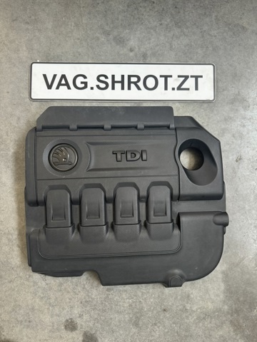 Кришка двигуна декоративна 04L103925T VAG