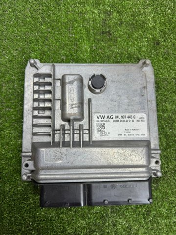Модуль управління двигуном 04L907445G VAG