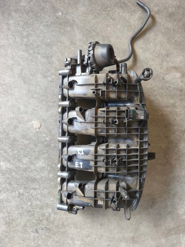 Колектор впускний 06L133201ET VAG