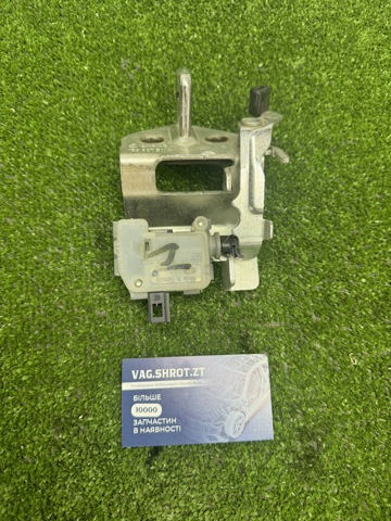 Зацеп замку кришки багажника 1Z9827511C VAG