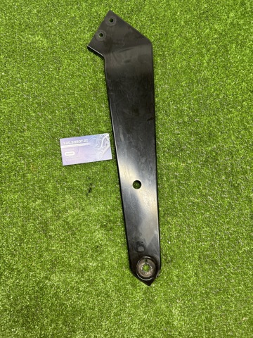 Кронштейн супорта радіатора, нижній 3G0805932 VAG