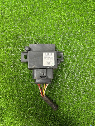 Модуль керування (ЕБУ) паливного насосу 4G0906093D VAG
