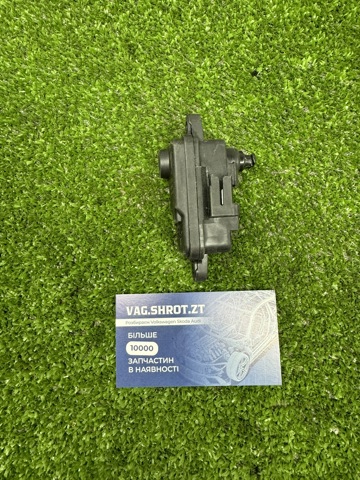 Лічинка замка паливного бака 4L0862153D VAG