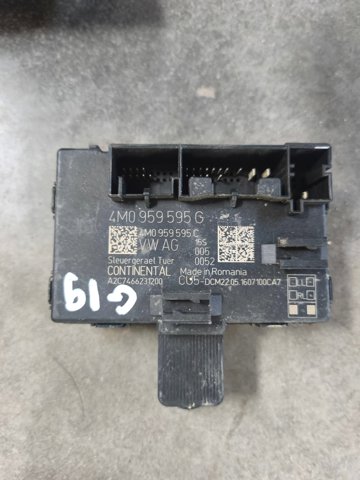 Блок комфорту задніх дверей 4M0959595G VAG