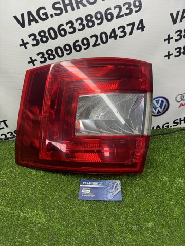 Ліхтар задній правий 5E9945096 VAG