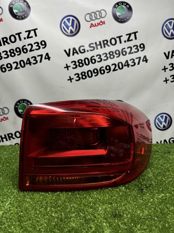 Ліхтар задній правий, зовнішній 5N0945096Q VAG