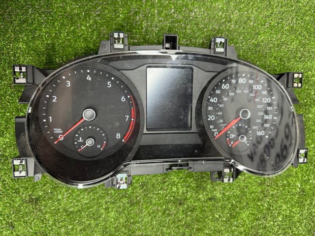 Щиток приладів (комбінація) 5NA920850E VAG
