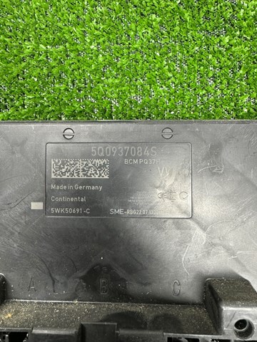 Модуль управління (ЕБУ) бортової мережі 5Q0937084S VAG