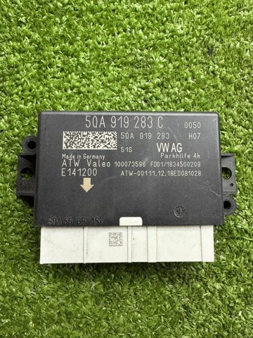 Модуль (блок ЕБУ) управління парктроніком 5QA919283C VAG