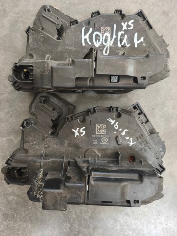 Замок двері правої передньої 5TC837016 VAG