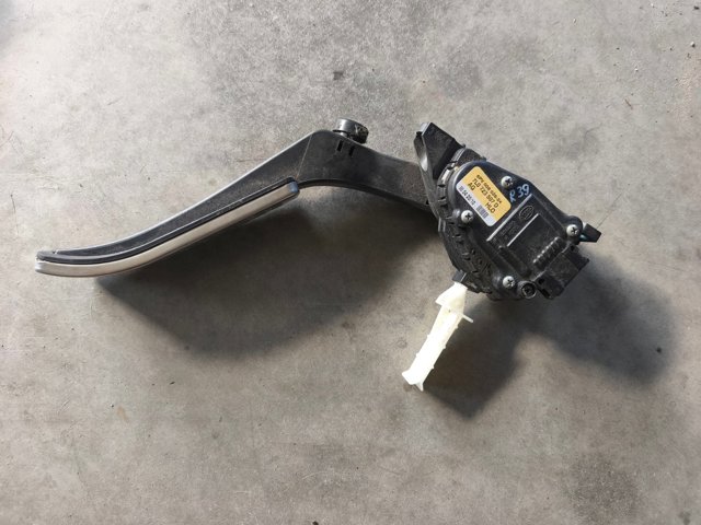 Педаль газу (акселератора) 7L0723507D VAG