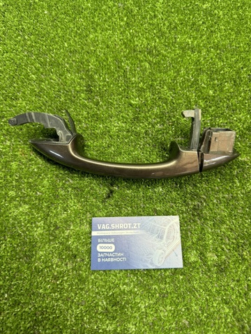 Ручка двере в зборі 7P6837206B VAG
