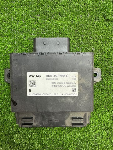 Стабілізатор напруги 8K0959663C VAG