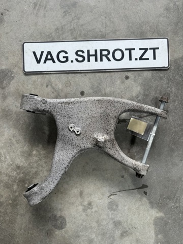 Балансир задній нижній, лівий 8R0505311F VAG