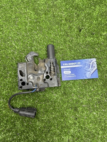 Замок кришки капота 8W0823509B VAG