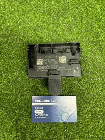 Блок комфорту передніх дверей 8W0959592H VAG