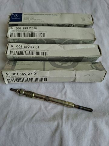Свічка накалу A0011592701 MERCEDES