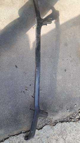 Накладка фар, нижня 9066200024 MERCEDES