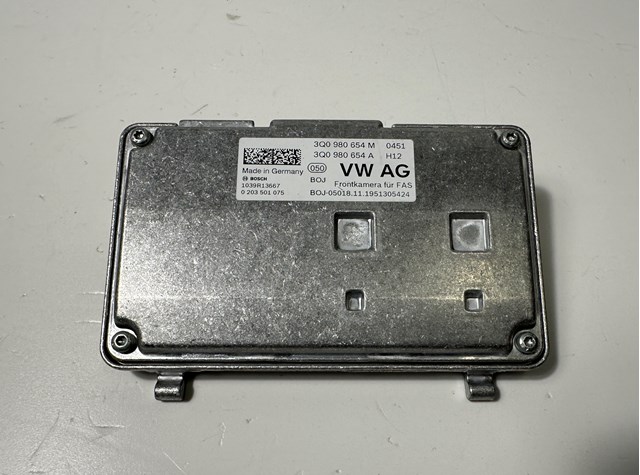 Камера системи забезпечення видимості 3Q0980654M VAG