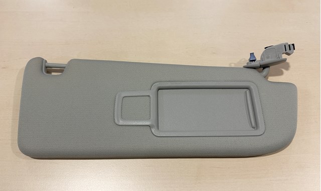 Козирок протисонячний 4G1857552C VAG