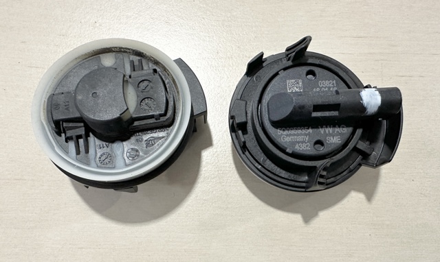Датчик AIRBAG передній 5Q0959354 VAG