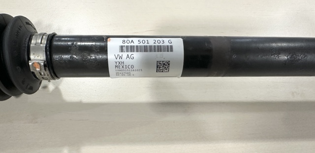 Піввісь задня, ліва 80A501203G VAG