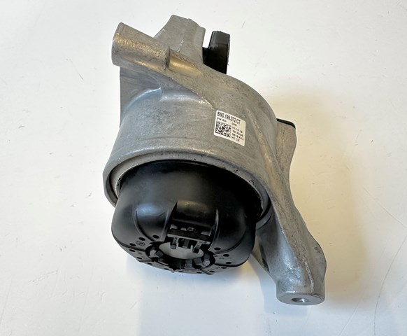 Права подушка двигуна 8W0199372CT VAG