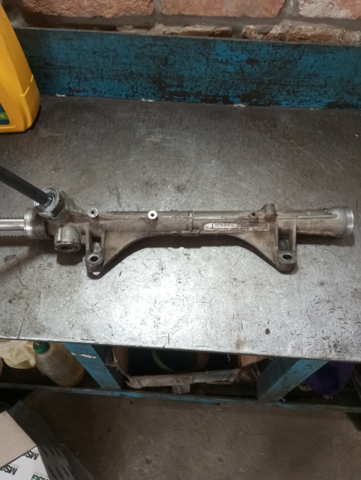 Рульова рейка 480019U100 NISSAN