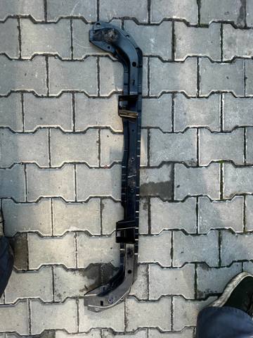 Рамка радіатора нижня 625304BC0A NISSAN