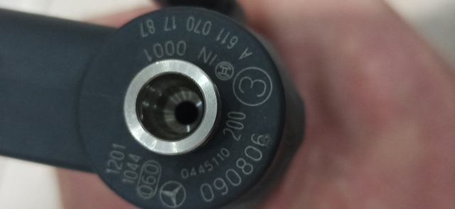 Форсунка інжектора A6110701787 MERCEDES