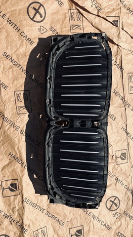 Жалюзі радіатора 51745A29C44 BMW