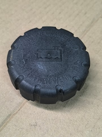 Кришка / пробка розширювального бачка Mercedes S