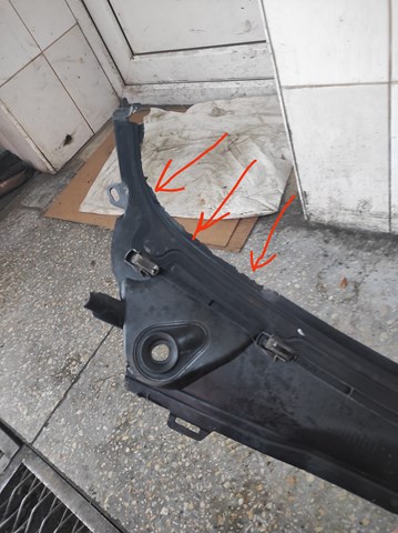 Решітка двірників 51717258177 BMW