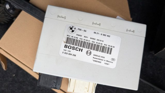 Модуль керування (ЕБУ) парктроніком 66216982402 BMW