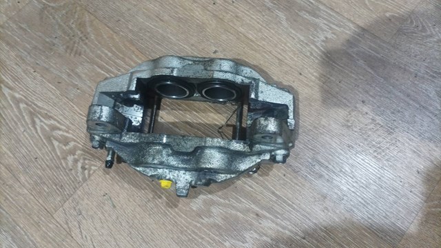 Супорт гальмівний, передній, лівий 4775060280 TOYOTA