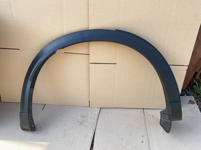 Розширювач задньої арки колеса, правий KB7W51W50F8N MAZDA