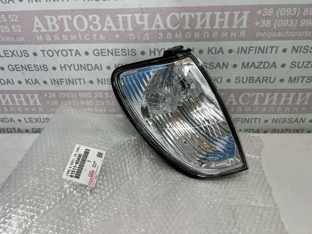 Скло поворотника, правого 8151160490 TOYOTA