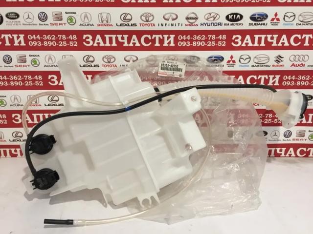 Бачок склоомивача 8535542052 TOYOTA