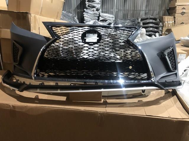 Бампер на авто 521190E947 TOYOTA
