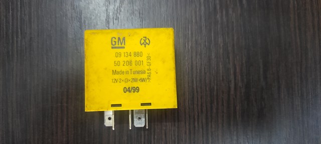 Реле 09134880 GM