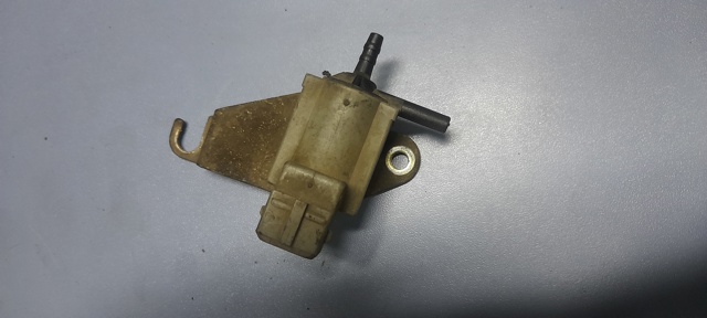 Клапан соленоїд керування заслонкою вторинного повітря 90502750 GM
