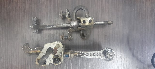Обмежувач відкриття дверей, передній 90508649 GM