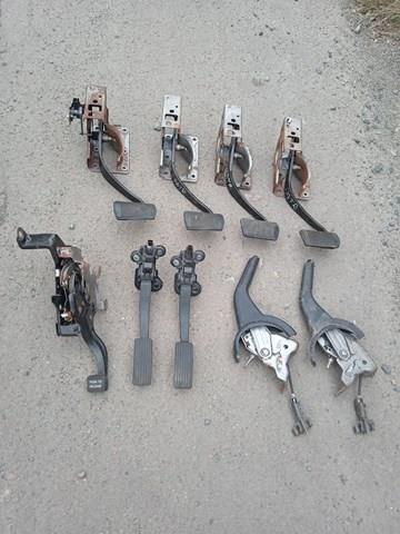 Педаль акселератора 04891585AA CHRYSLER